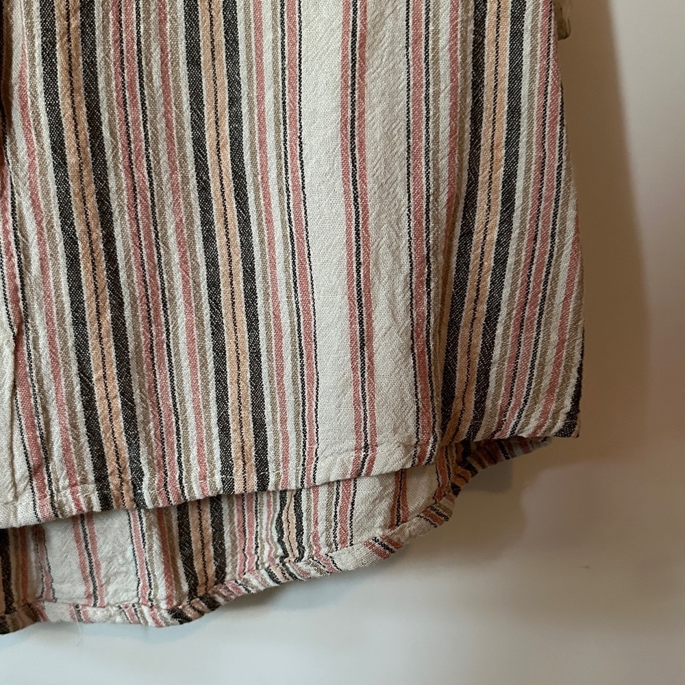 LILY MORGAN | Linen Striped Sleeveless Top with Pocket and Button Down - Picture 6 of 11